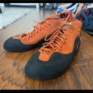 Butora Altura EUR 40